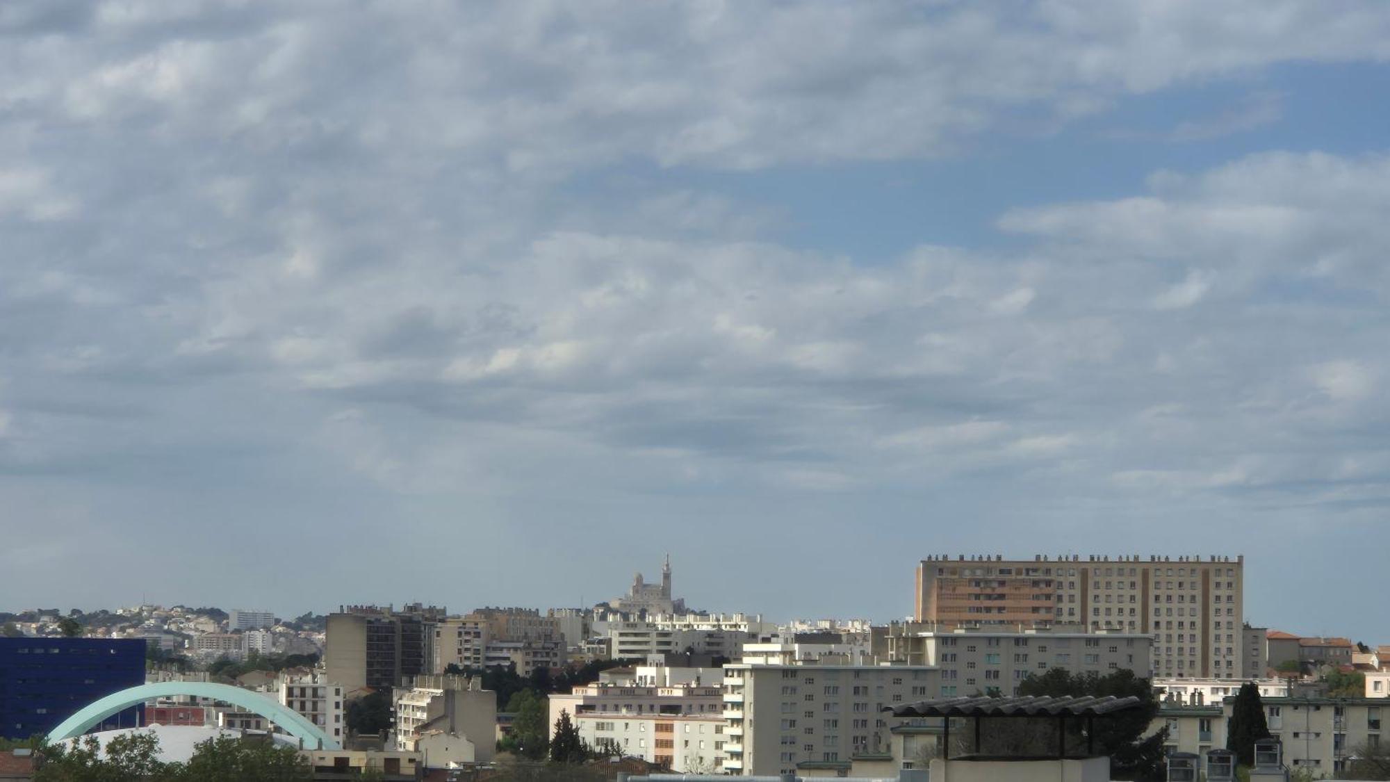 Massilia Calling Appartement Marseille Proche Metro Climatise Bien Decore Marselha Exterior foto